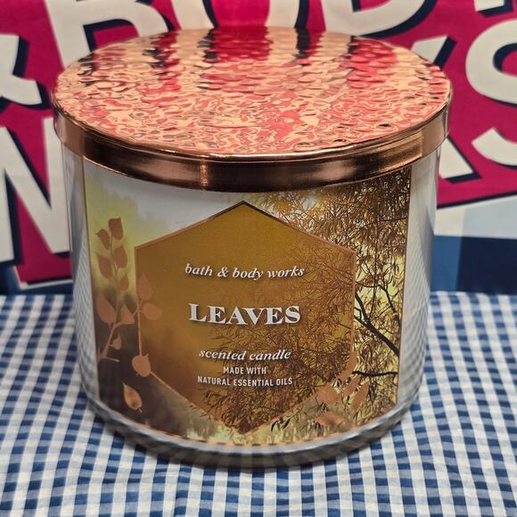 BBW Leaves Decorative Gold Lid Large 3 Wick Candle Home Fragrance Decor - Picture 1 of 2